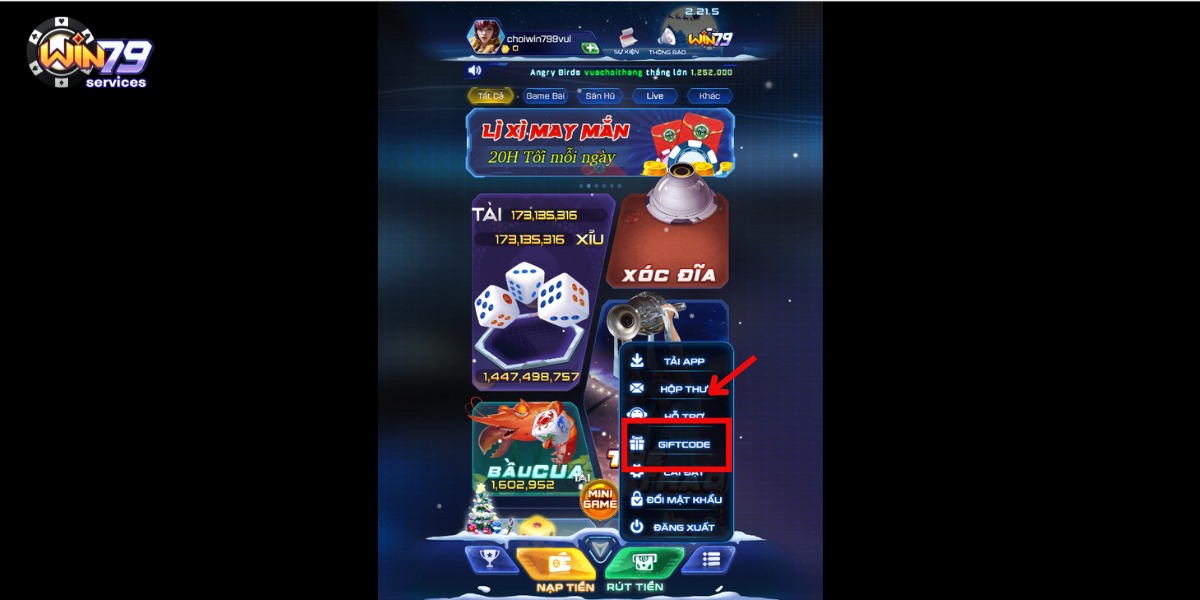 Nhấn vào dòng chữ Giftcode có hình hộp quà
